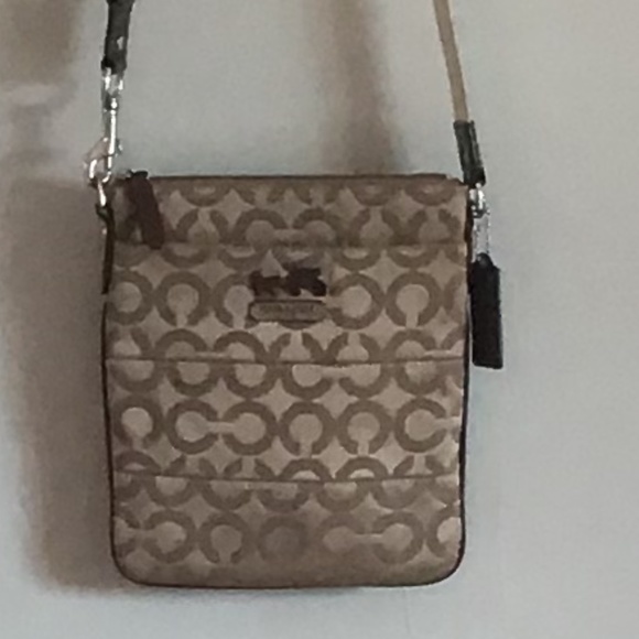 Coach purse - Picture 2 of 5